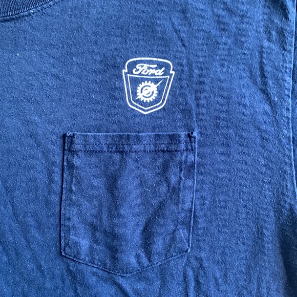 Classic Ford Frocket Tee - Picture 2 of 4